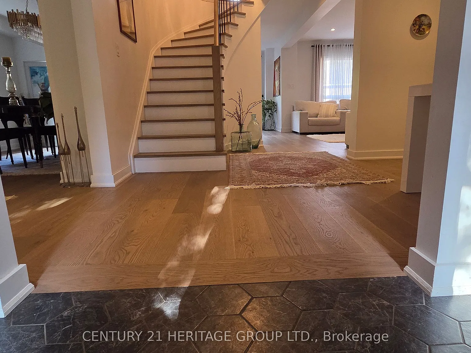4 bed, $4,000 — Photo 2