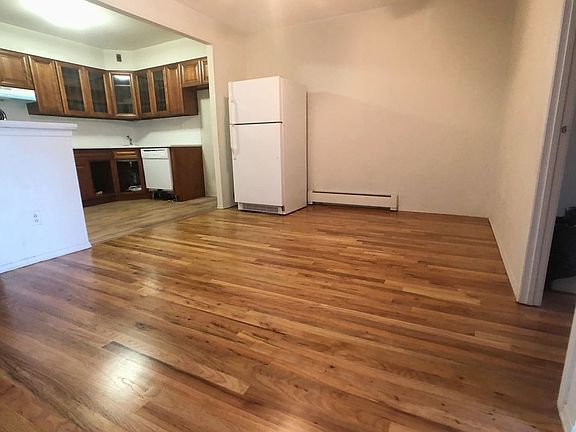 5th image of 21-36 43rd St #2