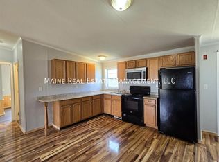 171 E St, Pittsfield, ME 04967