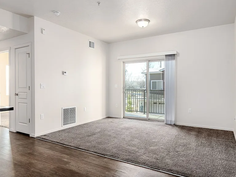 Legacy at 50th St Apartments — Photo 46