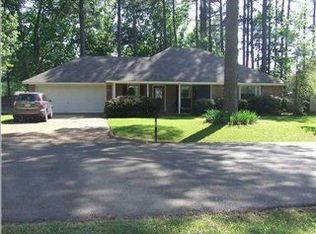 658 Twin Harbor Pl, Madison, MS 39110