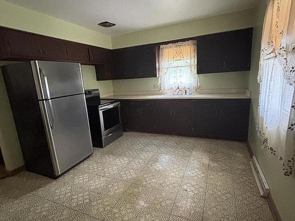 3rd image of 2049 N 115th STREET
