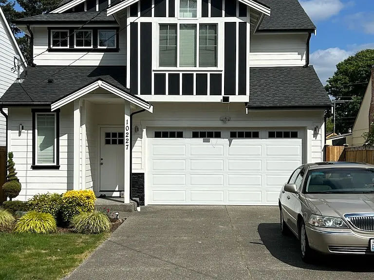 10227 Lexington Ave SW — Photo 1