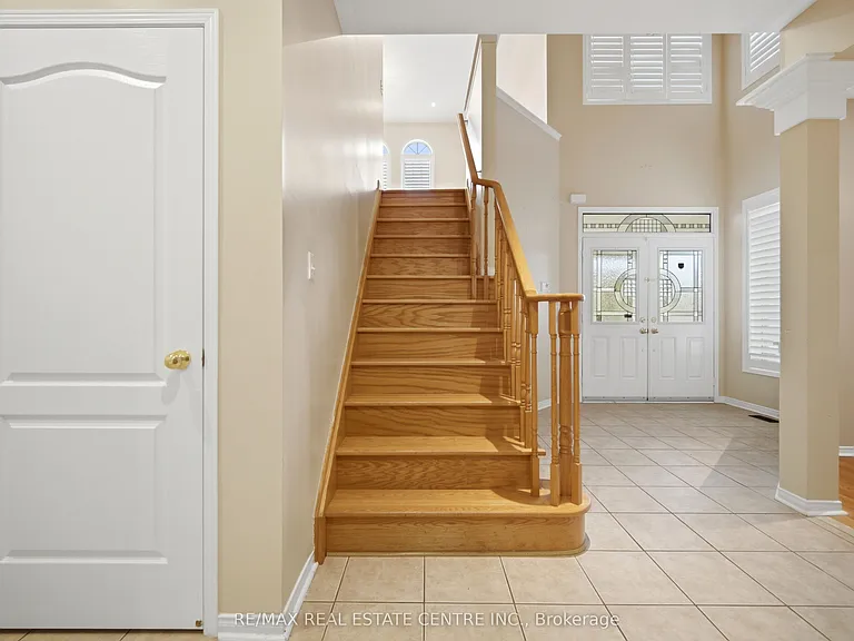 5218 Oscar Peterson Blvd — Photo 21