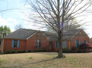 2039 Clemmer Dr, Milan, TN 38358