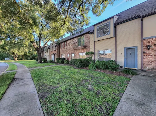 14703 Barryknoll Ln APT 6, Houston, TX 77079