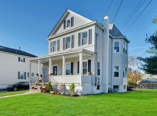 27 Walling Ter, Keyport, NJ 07735