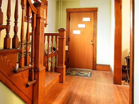 4th image of 133 Highview Ave