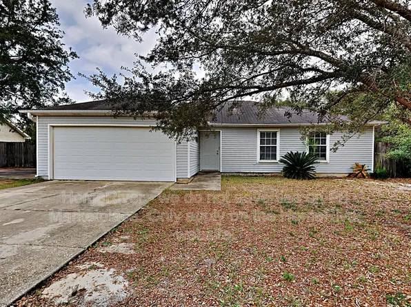 6610 Federal St, Navarre, FL 32566