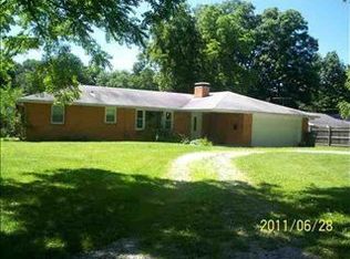3697 E Sumner Lake Dr, Anderson, IN 46012