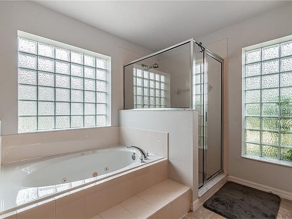 2nd image of 651 Courtland Blvd