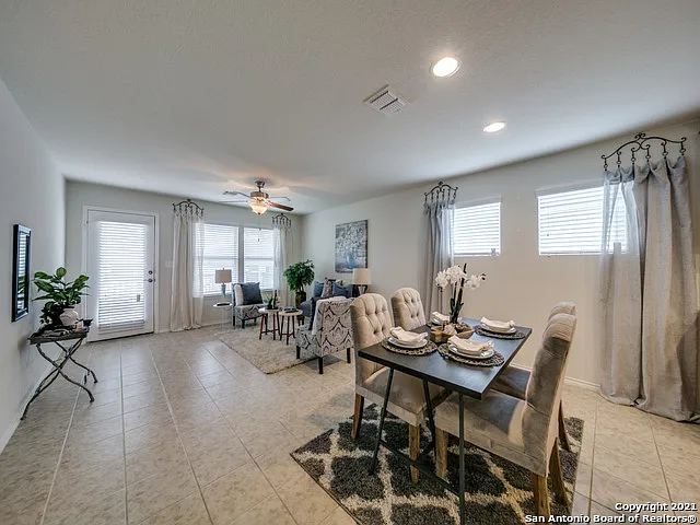 3359 Blossom Row — Photo 8