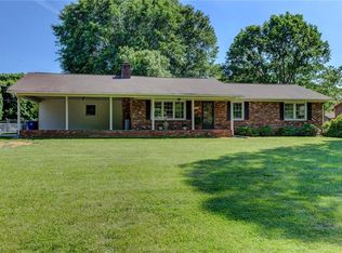 5121 Sedge Brook Rd, Kernersville, NC 27284