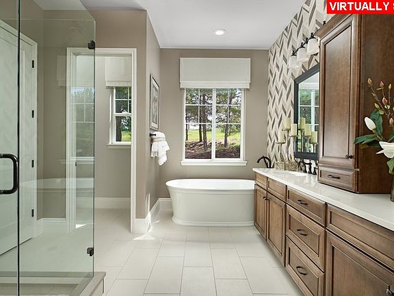 5th image of 18221 NE 86th Way