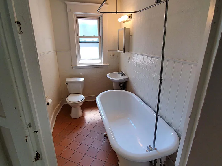 119 Paddock Ave SE #2 — Photo 9