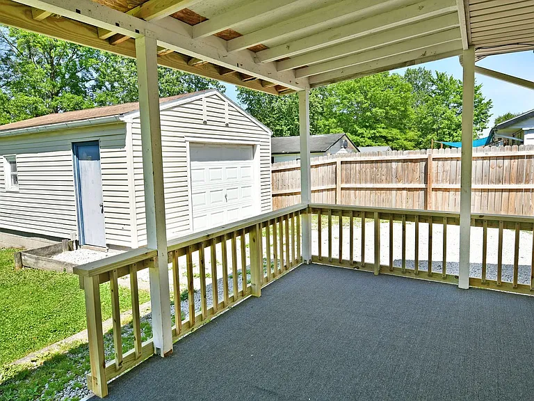 2344 Clearview Dr — Photo 31