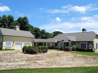 3069 T Beckett Rd, Dover, KY 41034