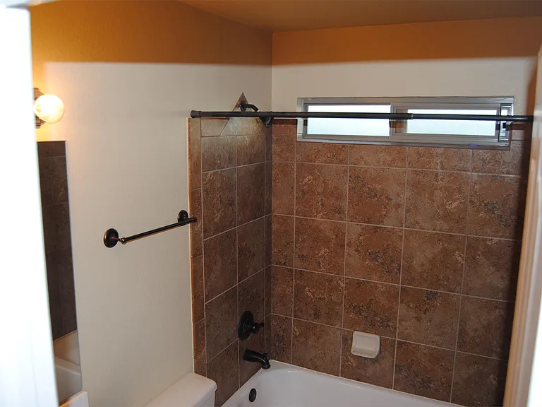 370 Bentridge — Photo 10