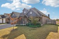 NE 33rd Ter-S1411-001.jpg