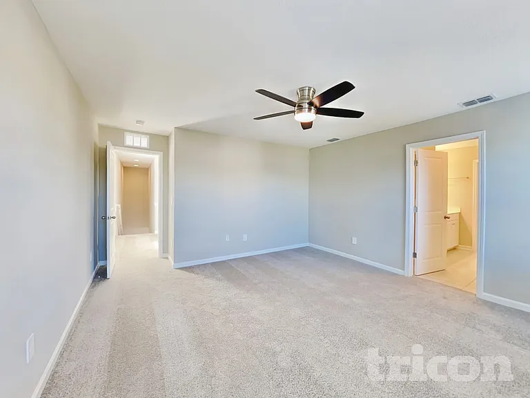 56 Raphael Ln — Photo 7