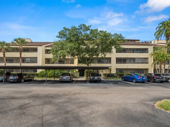 13610 S Village Dr #4203, Tampa, FL 33618