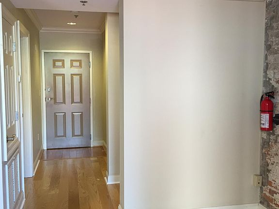 3rd image of 519 Iberville St