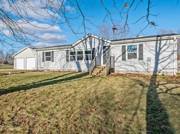 134 206th St #A, Star Prairie, WI 54026