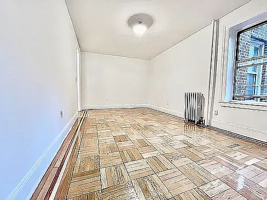 2nd image of 187 Pinehurst Ave #3K