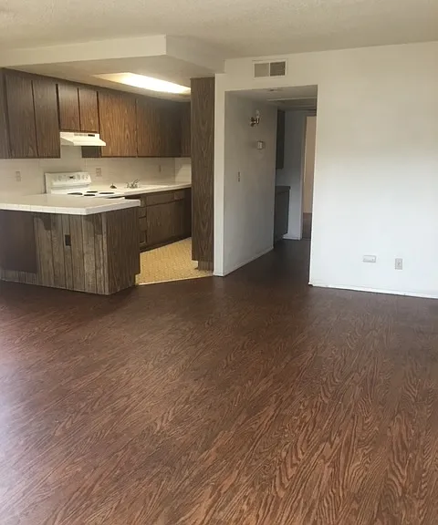 4431 Parks Ave #4431 — Photo 1