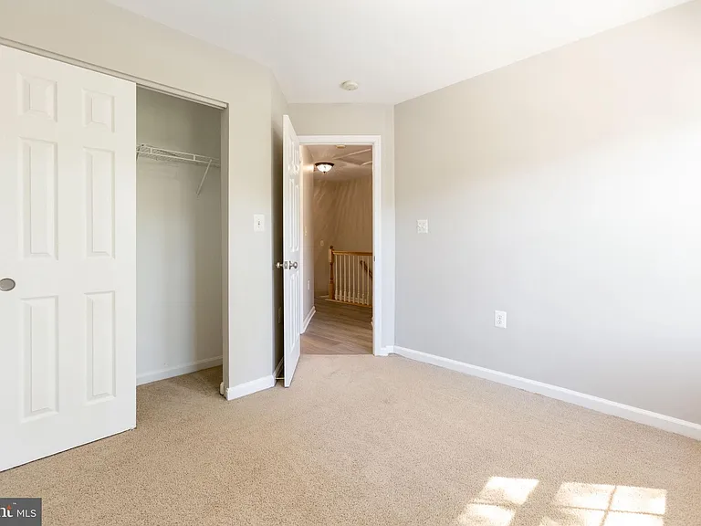 104 Frazer Dr — Photo 26
