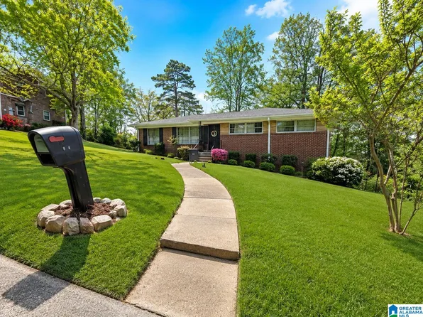 8964 Glendale Dr, Birmingham, AL 35206