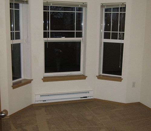 2nd bedroom from hall