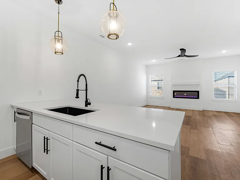 2634 Livingston Sq #1.2 — Photo 2