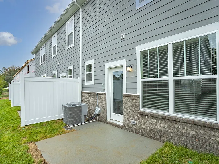 1767 Frodo Way — Photo 36