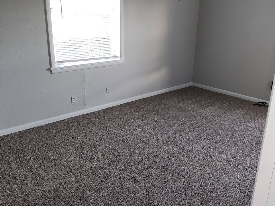 2nd image of 1523 Anna St