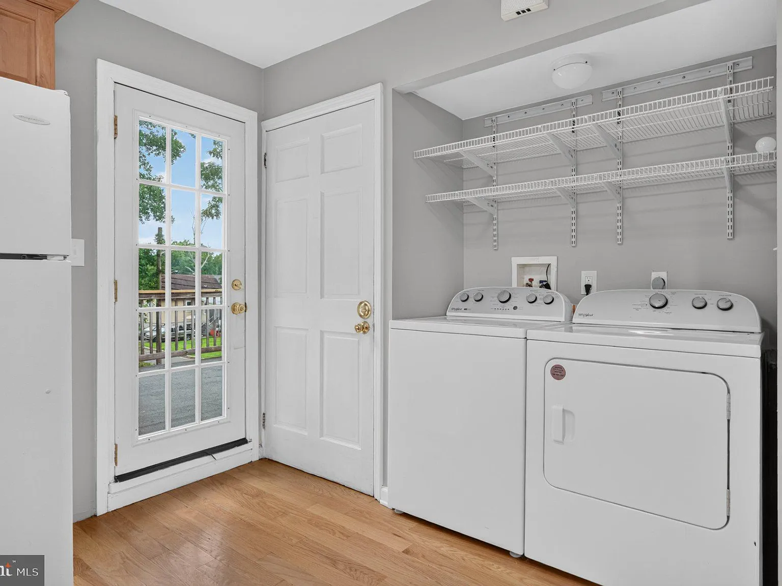 2 bed, 1.0 bath, 1100 sqft, $2,000 — Photo 4