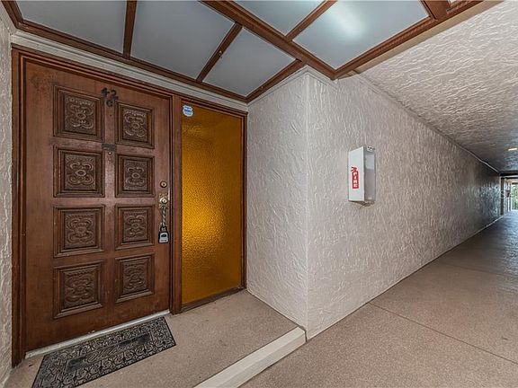 3rd image of 3031 Countryside Blvd APT 42C