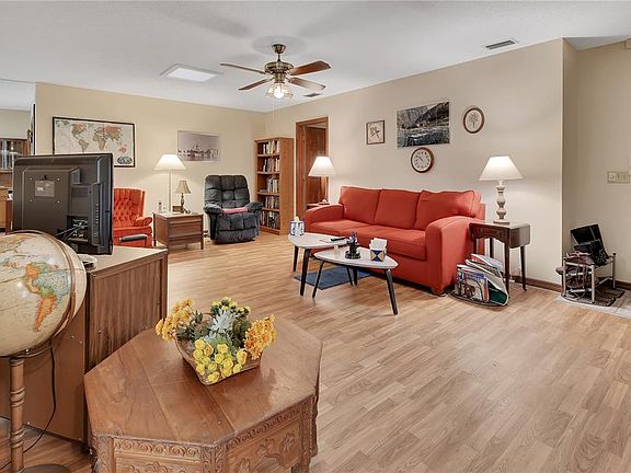 5th image of 350 LAFAYETTE PLACE