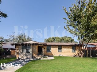 1421 Belmont St, Mesquite, TX