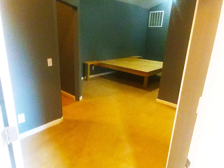 2112 Family Ln #C — Photo 39