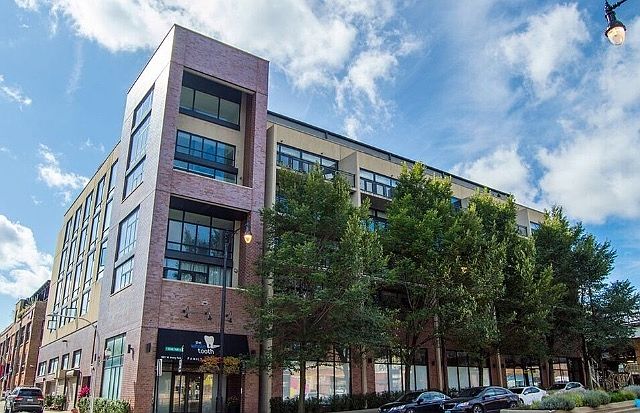 1st image of 3946 N Ravenswood Ave APT 702