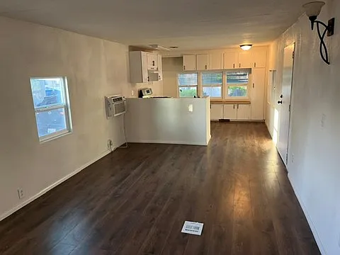 763 W Avenue L #14 — Photo 21