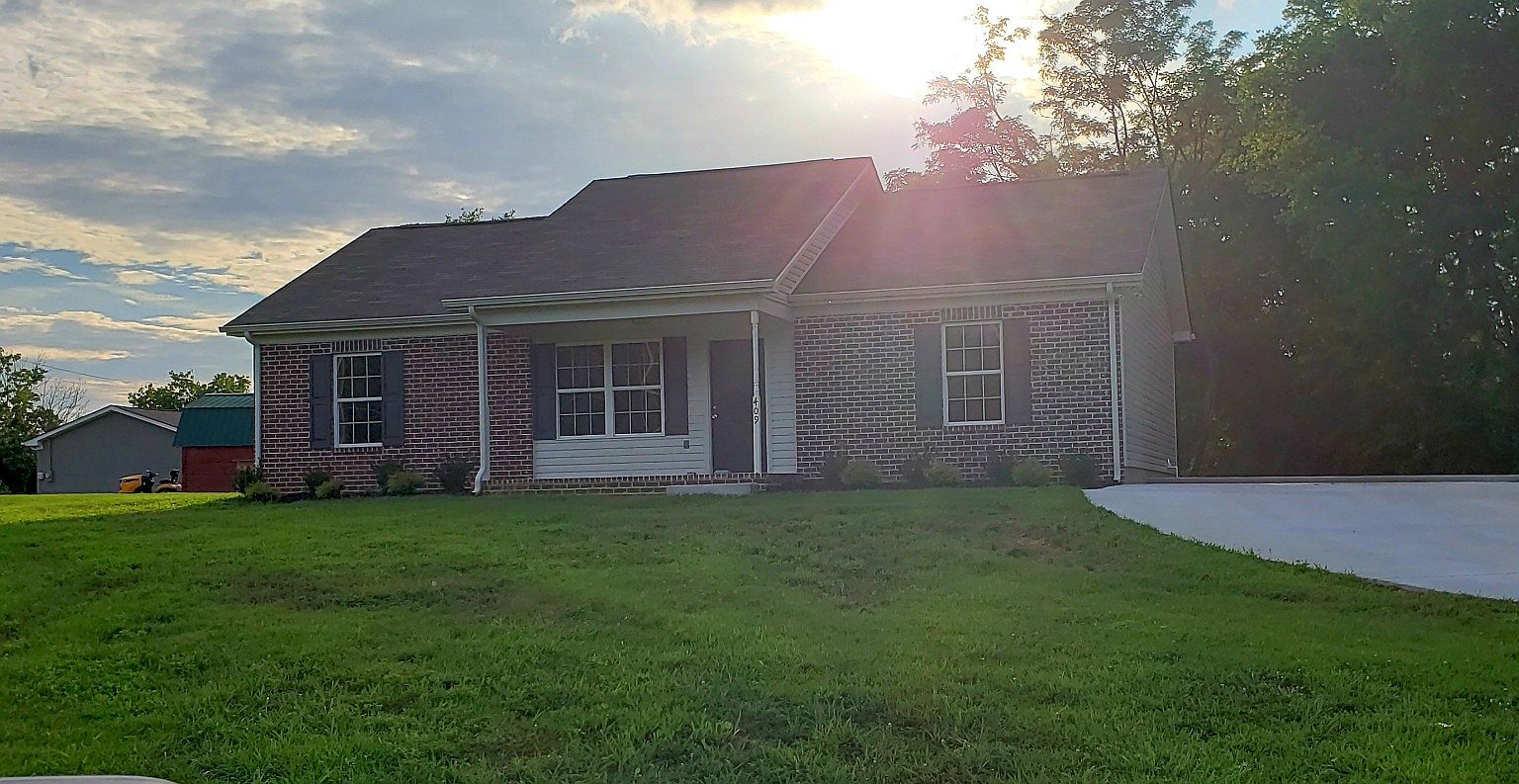 409 Dobbins Pike, Gallatin, TN 37066 Zillow