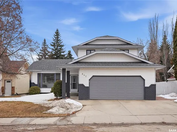 647 Whiteswan DRIVE, Saskatoon, SK S7K 8A2