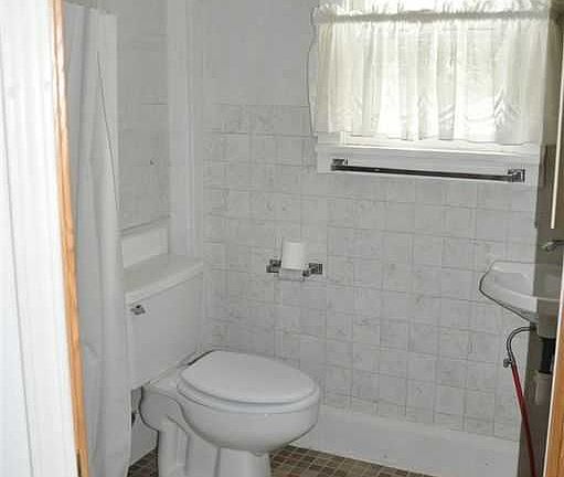 5th image of 1319 N 10th St