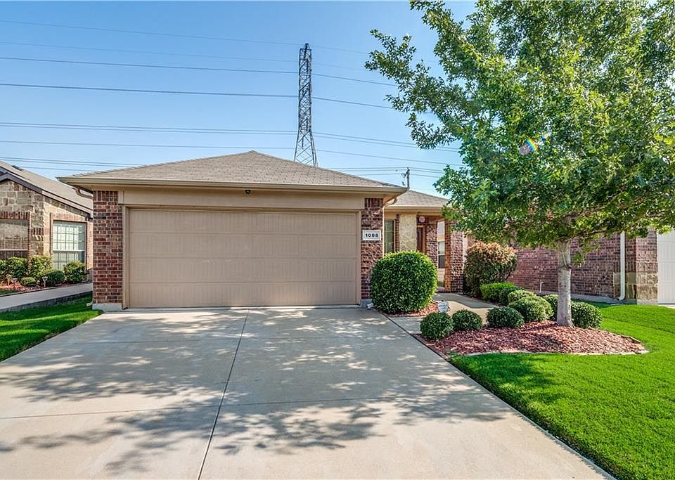 1st image of 1008 Sunderland Ln