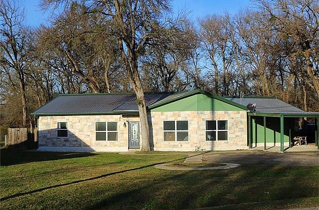 1st image of 294 Lamaloa Ln