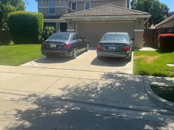 1444 Brahma St, Patterson, CA 95363