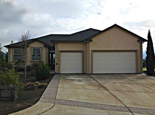 2206 Eagle Loop, Sutherlin, OR 97479