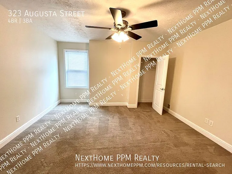 323 Augusta St — Photo 23